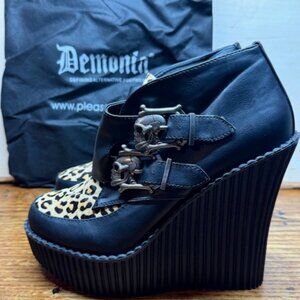 Demonia Creeper-306 | Black & Leopard Creepers | Size 9 | With Box